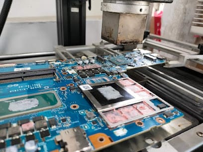 LaptoCare Laptop,MacBook Repair business photograph