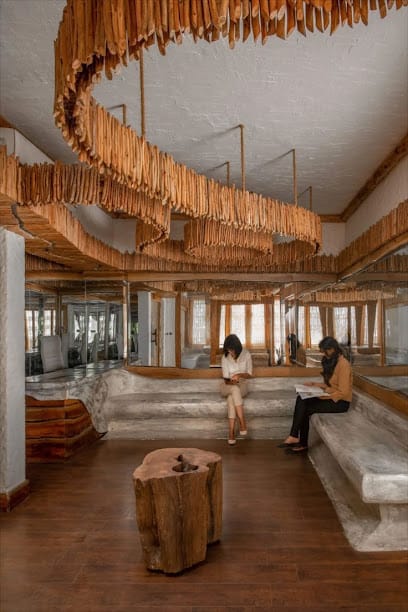 Madonna's Sustainable Decors ⎸ Rattan Cane Bamboo ⎸ Banana Paper ⎸ Jute ⎸ Wooden Beads business photograph