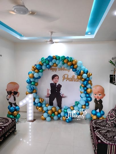 MOMENT'S MAKER balloon decoration ANAND business photograph