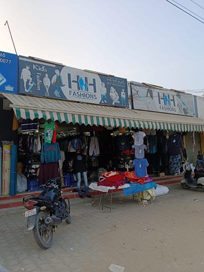 HHFASHIONS business photograph