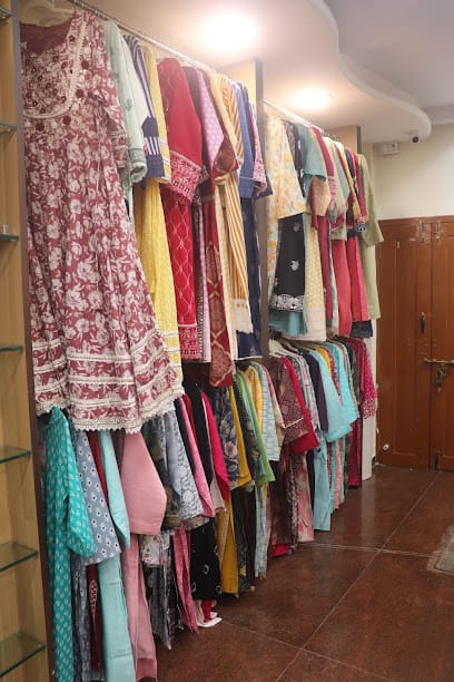 SAVRI (shree madhu lifestyle) business photograph