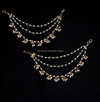 Phool.nari business photograph