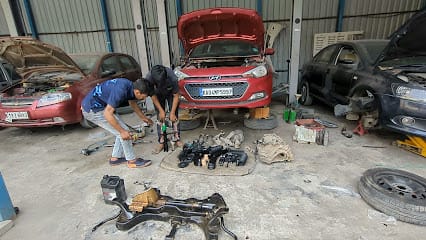 Tweak7 - Multi Brand Car Service business photograph