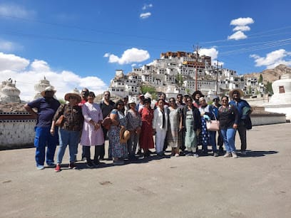 Sahyogmantra Tours | Best Tours and Travels Agency in Thane | Best Tour Operators in Thane business photograph