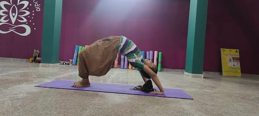 Poonam Gautam | Yoga Instructor | Fitness Trainer business photograph