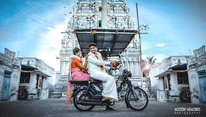 Modern Memories Photography & Event Planner business photograph