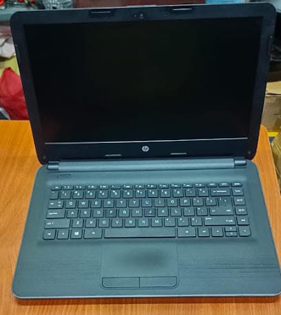 SELVA LAPCARE business photograph