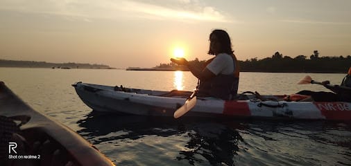 N R Kayak | Kayaking in Havelock business photograph