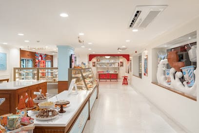 Dairyland Parlour - Parsi Dairy Farm business photograph