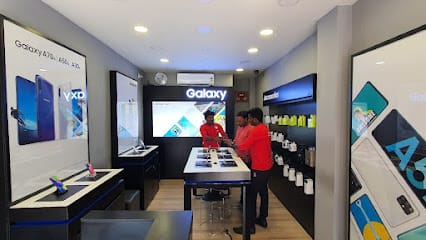 Samsung Store Dylan business photograph
