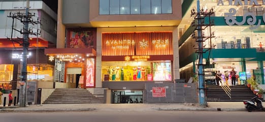 Avantra by Trends business photograph