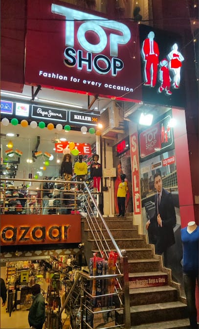 TOPSHOP business photograph