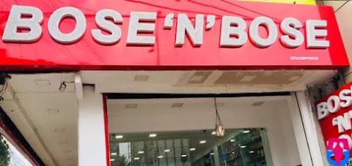 iPhone unlock and repair business photograph