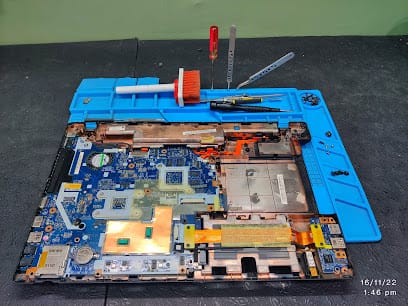 Honest InfoCom business photograph