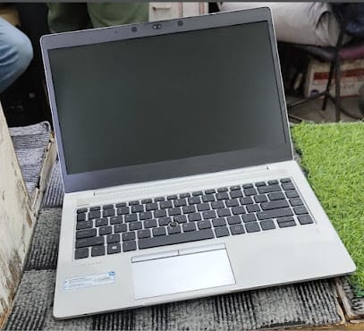 BCS computer, laptop repair and sales service business photograph