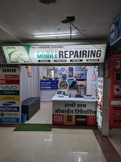 Punit Mobile repairing business photograph