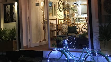 Lotte's Homebaked Goods & Cafe / roastery cafe / bakery cafe business photograph