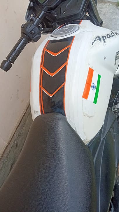 Uttarakhand auto service center business photograph