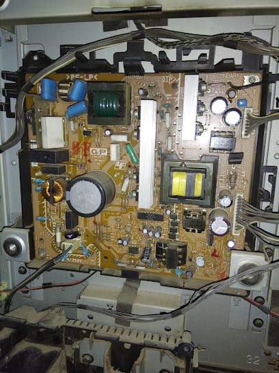 Saluja Electronics business photograph