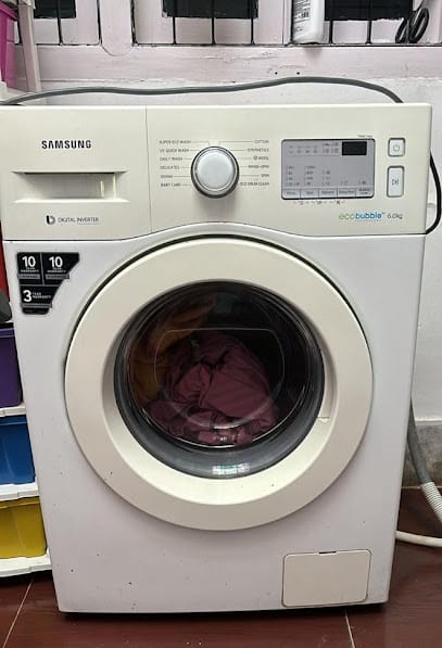 S service center business photograph