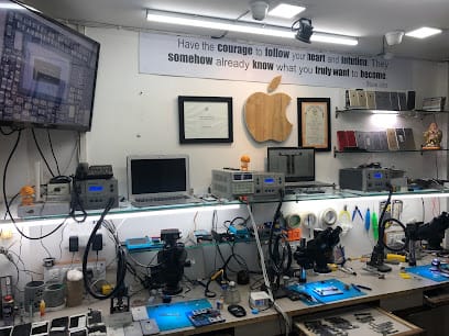 Repair Era Indore-iphone And MacBook Repair - Apple Service Center Indore business photograph