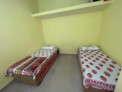 CENTRAL PG FOR MEN business photograph