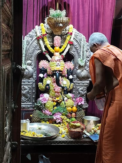 Ampua Tour Guide business photograph