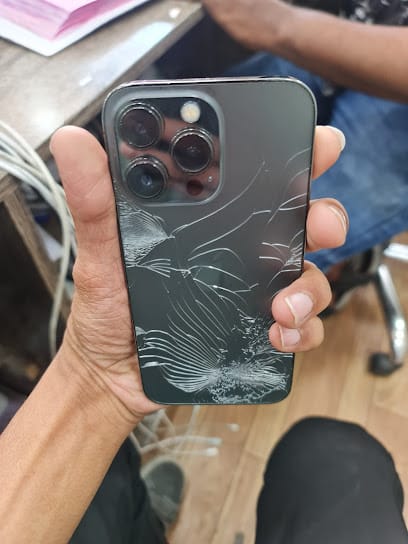 Apple service center in madurai & iphone service centre in Madurai (iPhone service centre near me) business photograph