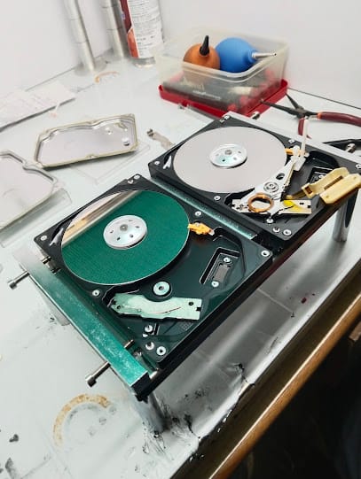 Perfect Data Recovery Lab - Mumbai business photograph