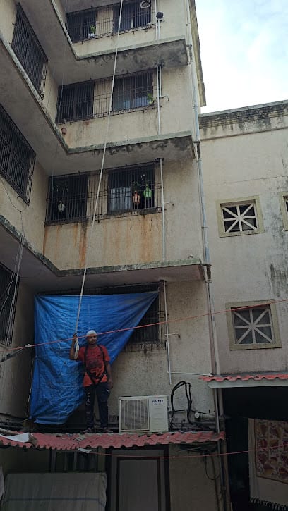 Dynamic plumber service business photograph