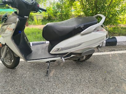 Trailride Bike Rental Srinagar Garhwal business photograph