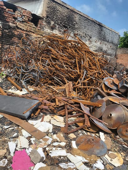 Alyan scrap business photograph