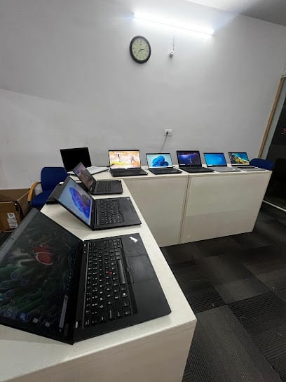 The Global Computech USED LAPTOP STORE ( Hsr ) business photograph