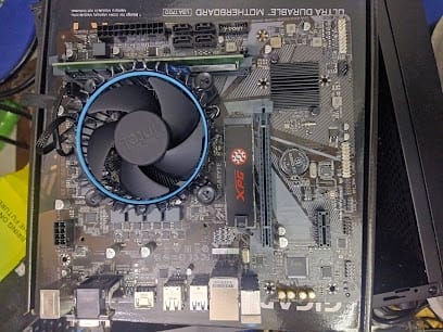 8 To 8 Computer Service business photograph