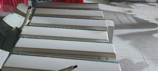 Star cooling centre business photograph