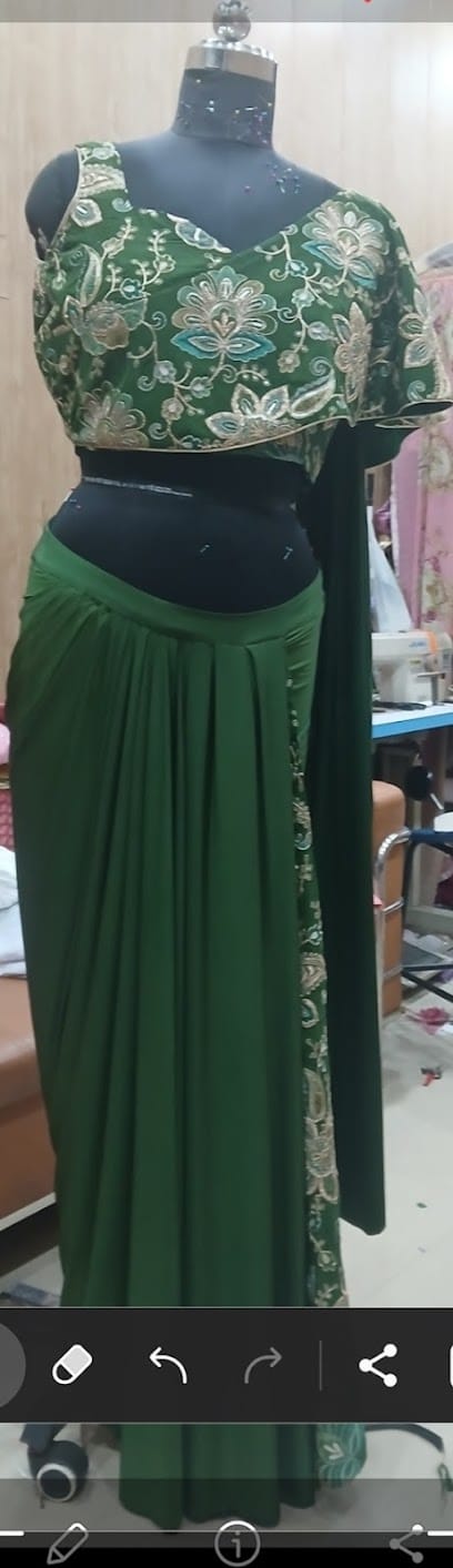 Mom & Me Boutique business photograph