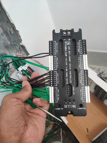 Dev Electrician business photograph