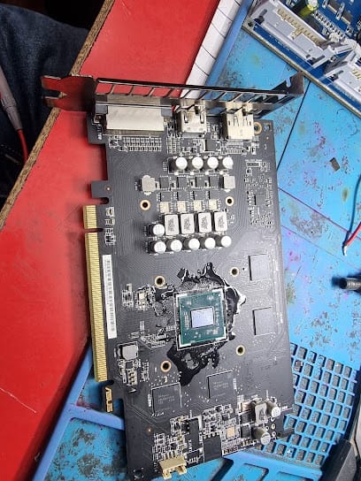 Multi Brand Service Center Laptop Desktop Printer Mobile Data Recovery Toner Refill Center business photograph