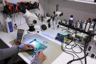 Shyam Electronics LED & LCD repair and service business photograph