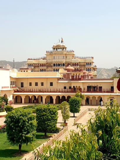 Dhanraj Jaipur Tour Guide business photograph