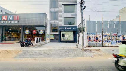 Apple Authorised Reseller - iPlanet business photograph