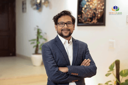 Dermaiims | Skin, Laser, Hair Transplant In Delhi | Acne & Anti-Aging Treatments, LHR | AIIMS Trained Dermatologist business photograph