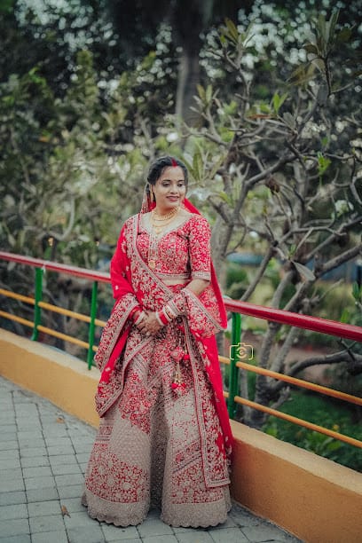 Golden touch photography business photograph