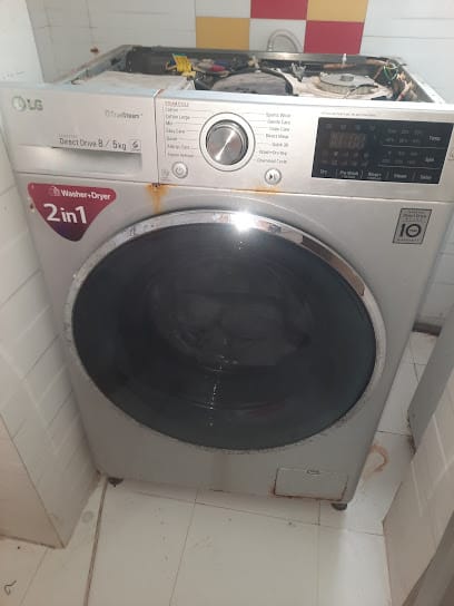 A V Electronics Repair business photograph