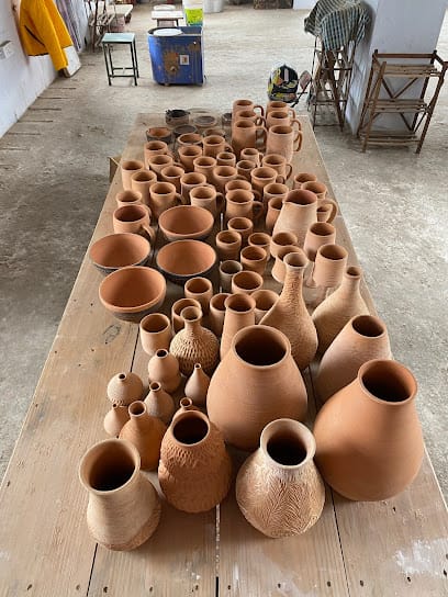 Studio Rewa business photograph