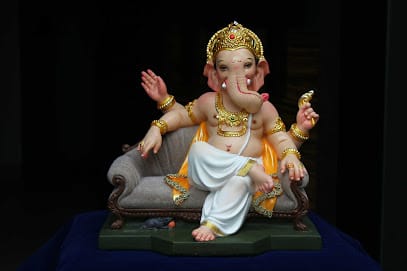 Jirafe Arts | Statue Manufacturer in Amravati business photograph