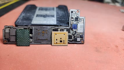 New Mobi Hub Solutions business photograph