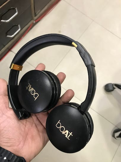 Digital Gallery Mobile Repairing And Accessories business photograph