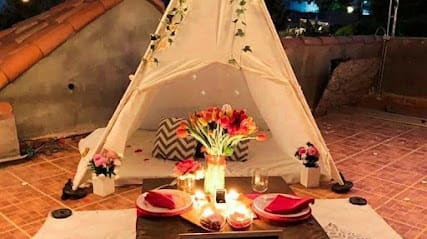 Surprise planner: Book your Birthday, Proposal, Candle Night Dinner, Anniversary business photograph