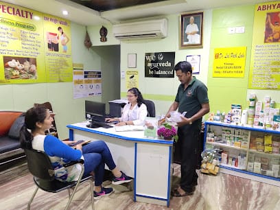 VCC AYURVEDA AND MEDICAL RESEARCH LLP, Authentic Kerala Ayurveda doctor/hospital in noida, slipped disc treatment near me business photograph